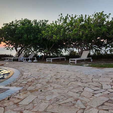 Serena Vacation Home Pomos Exterior foto